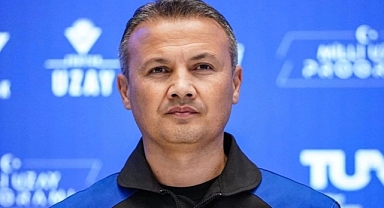 Alper Gezeravcı'nın da içinde bulunduğu araç kaza yaptı