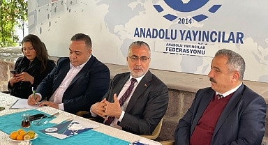 Bakan Vedat Işıkhan Anadolu Yayıncılar Federasyonu'nda