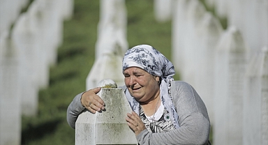 Srebrenitsa Katliamı'nın 29. yıldönümü