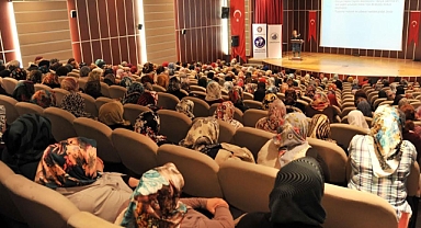 ALTINDAĞ’DA SEMİNER MARATONU BAŞLIYOR