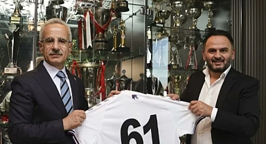 Ulaştırma Bakanı Abdulkadir Uraloğlu, Ankara Keçiörengücü Kulübü'nü ziyaret etti