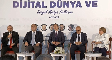 Dijital Dünya ve Sosyal Medya Kullanımı Paneli: