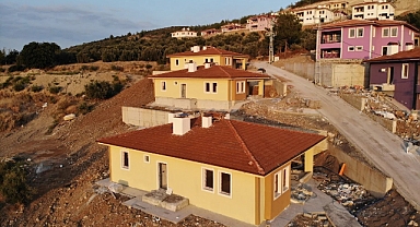 Hatay, Arsuz'da köy evlerinin anahtarları teslim edildi