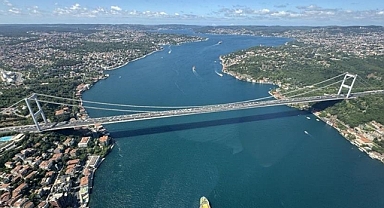 İstanbul Boğazı'nda gemi trafiği çift yönlü kapatıldı
