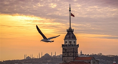 Türkiye yılın ilk dört ayında 12,7 milyon ziyaretçi ağırladı