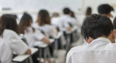 Bakan Tekin açıkladı: Okullarda serbest kıyafet kalkıyor, yeniden forma geliyor