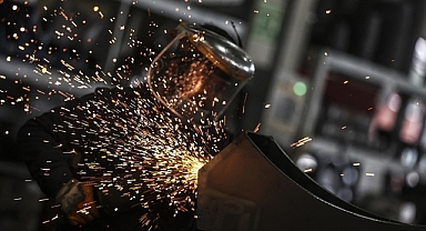 Hizmet üretim endeksi nisanda yıllık yüzde 4,5 arttı