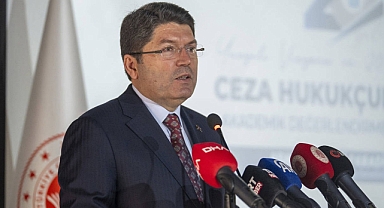 Bakan Tunç'tan Orman Yangınlarına İlişkin Açıklama