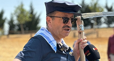 Başkan Veysel Tiryaki 9. Altınköy Hasat Şenliği'nde konuştu:Yol Değil, Yaşam İnşa Ediyoruz