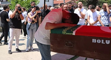 Bursa yangınında ölen gönüllü, gözyaşlarıyla uğurlandı