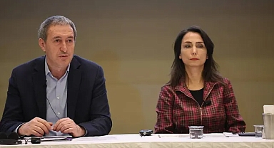 DEM Parti’den Demirtaş’a Ziyaret: ‘Sürecin Daha Nitelikli Yürümesi İçin Serbest Bırakılmalı’