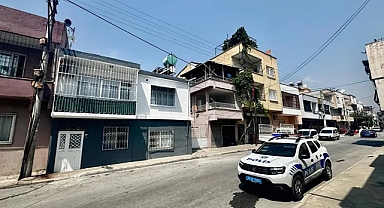 Mersin'de Anne İle Kızı Başından Vurularak Öldürüldü