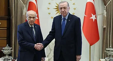PKK'nın Silah Bırakmasının Ardından Erdoğan İle Bahçeli Telefonda Görüştü