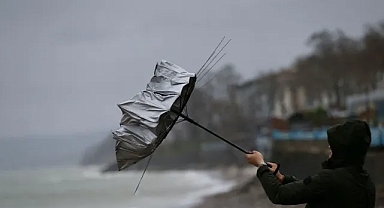 Meteoroloji’den Kuvvetli Yağış Ve Fırtına Uyarısı