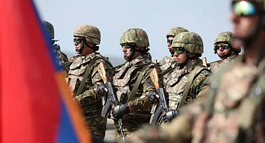Ermenistan'da askerlik süresi 18 aya indirildi