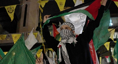 Gazze'de Ateşkes Anlaşması Sevinçle Karşılandı