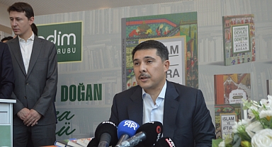 Prof. Dr. Hasan Doğan, Ankara Kitap Fuarı'nda Okurlarıyla Buluştu
