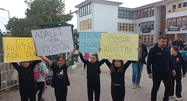 Türkiye'de bir ilk: Denizli Katip Çelebi İlkokuldan Filistin'e Vicdan Yürüyüşü