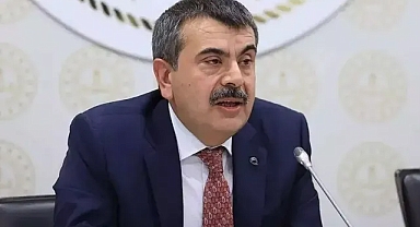 Bakan Tekin Açıkladı: Okullarda Ara Tatil Kalkacak Mı?