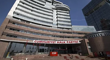CHP İstanbul İl Kongresi'nin İptali Davası Ertelendi