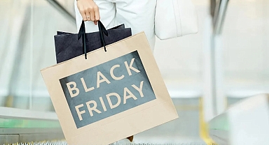 Cumhurbaşkanı Başdanışmanı Oktay Saral'dan ‘Kara Cuma’ Tepkisi