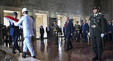 Cumhurbaşkanı Erdoğan Ve Devlet Erkânı Anıtkabir’de