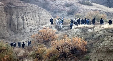 Gürcistan İçişleri Bakanı: Şehit Olan 18 Askerin Naaşı Bulundu, 2 Asker Hala Aranıyor