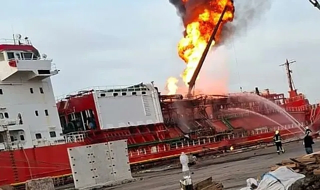 Rusya, Türk Gemisini Ukrayna Limanında Vurdu: Ankara'dan ilk açıklama geldi