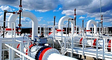 AB, Rusya'dan Gaz Alımını 2027'de Sona Erdirecek