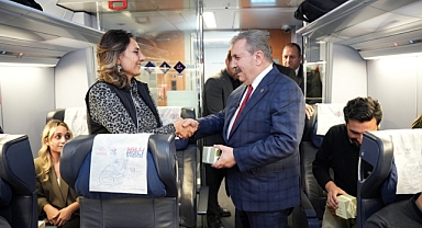 Destici’den YHT Yolculuğunda Regaip Kandili Jestİ