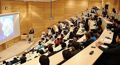 Binlerce Üniversite Öğrencisine Af Geliyor