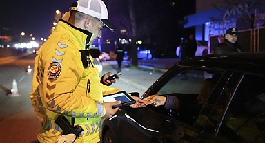 İstanbul Valiliği, Yılbaşı Önlemlerini Duyurdu: 50 Bin Personel Denetim Yapacak