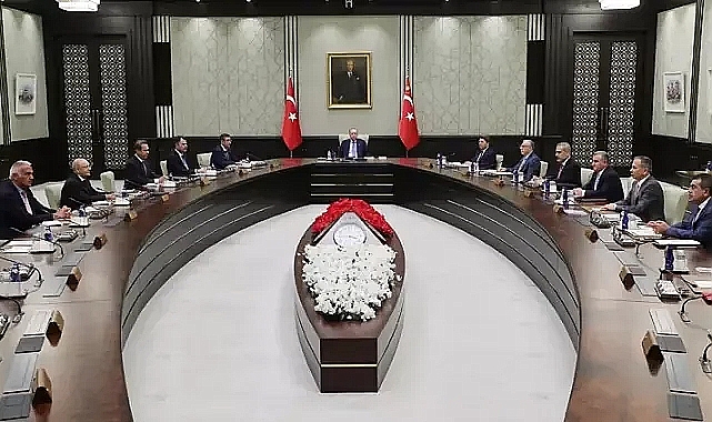 Kabine Toplantısı Başlıyor: Gündemde Hangi Konular Var?