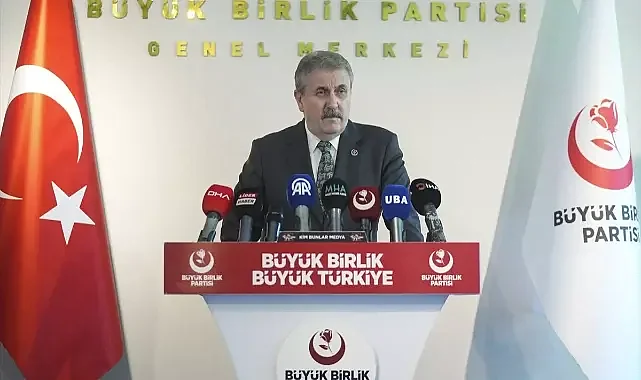 Destici’den Erdoğan’a Yönelik Saldırılara Sert Tepki: Biz Ölürüz Ama Onurumuzdan Vazgeçmeyiz