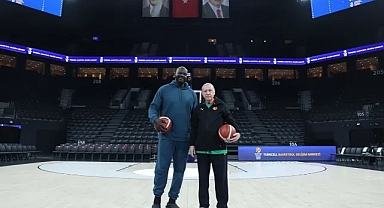 Erdoğan, Eski NBA Oyuncusu Shaquille O'Neal İle Bir Araya Geldi