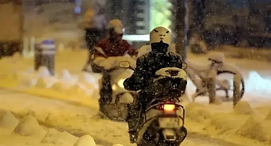 İstanbul'da Ağır Taşıtların Ve Kuryelerin Trafiğe Çıkışı Yasaklandı