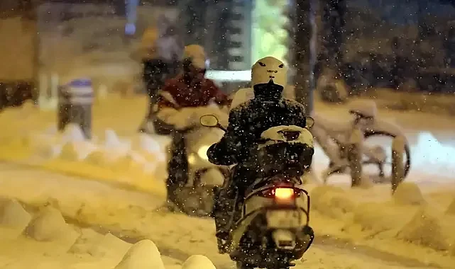 İstanbul'da Ağır Taşıtların Ve Kuryelerin Trafiğe Çıkışı Yasaklandı