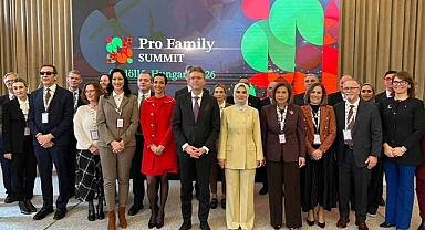 Bakan Göktaş, Macaristan’da düzenlenen “Aile Odaklı Zirve”de konuştu: