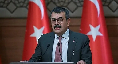 Bakan Tekin'den 'Ara Tatil Kaldırılacak Mı?' Sorusuna Yanıt