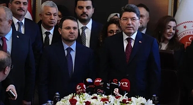 Yeni Adalet Bakanı Akın Gürlek, Yılmaz Tunç'tan Görevi Devraldı