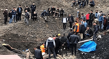 Zonguldak'ta Maden Ocağında Göçük: 3 İşçi Mahsur Kaldı