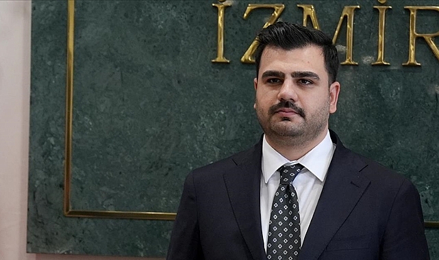 Eyyüp Kadir İnan darbeci ve vesayetçi zihniyeti sert sözlerle eleştirdi