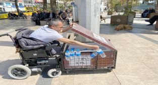 60 kişinin hayatı için kendini feda etti