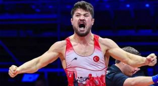 Ali Cengiz, Dünya Şampiyonu