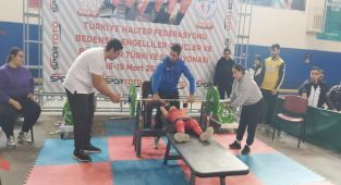 Aydın'da halter şampiyonası rüzgarı esti