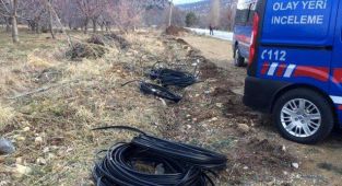 Aydın’da hırsızlar bir mahalleyi iletişimsiz bıraktı