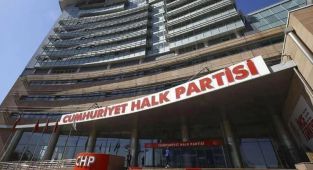 CHP'de seçim istifası: İl başkanı görevini bıraktı