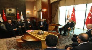 Cumhurbaşkanı Erdoğan, Destici ile bir araya geldi