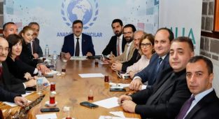 CUMHURBAŞKANI YARDIMCISI CEVDET YILMAZ ANADOLU YAYINCILAR FEDERASYONU'NDA GAZETECİLERİN SORULARINI CEVAPLADI