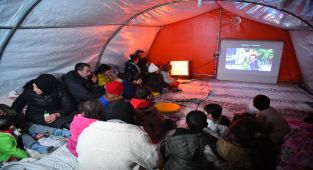 Deprem Bölgesinde 16 Gün Sonra İlk Film